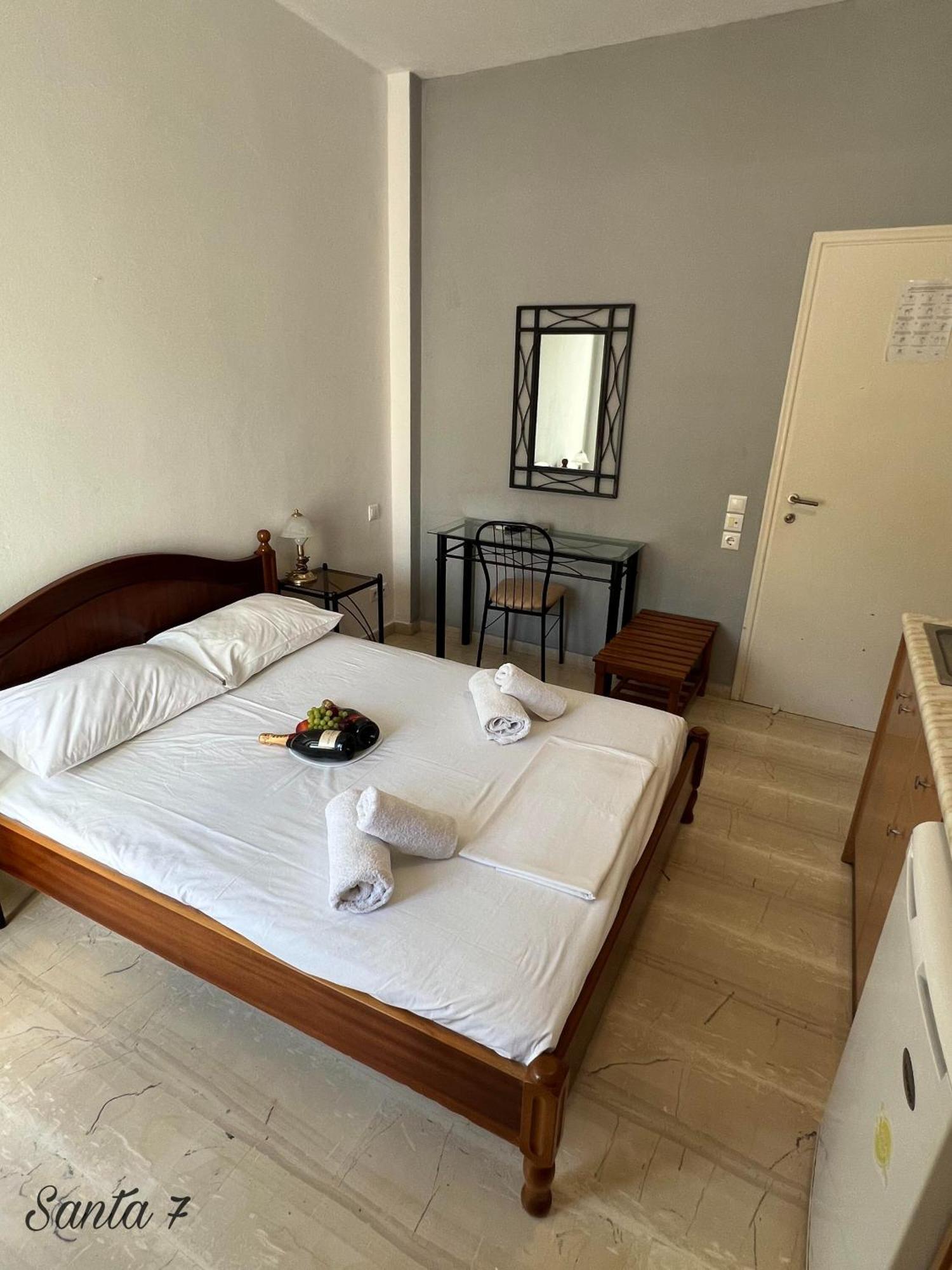 Santa Magia Hotel Kamári Eksteriør billede