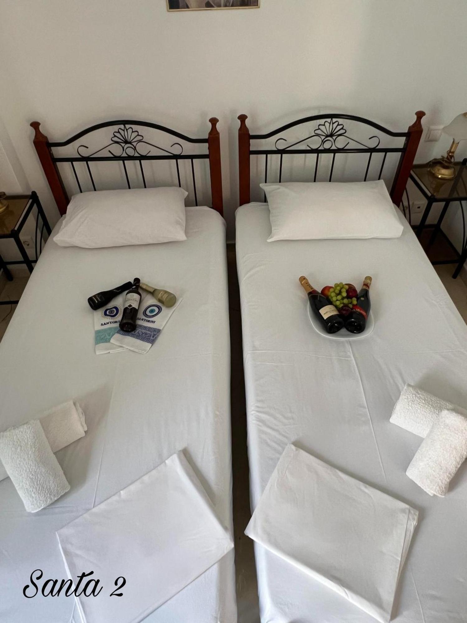 Santa Magia Hotel Kamári Værelse billede