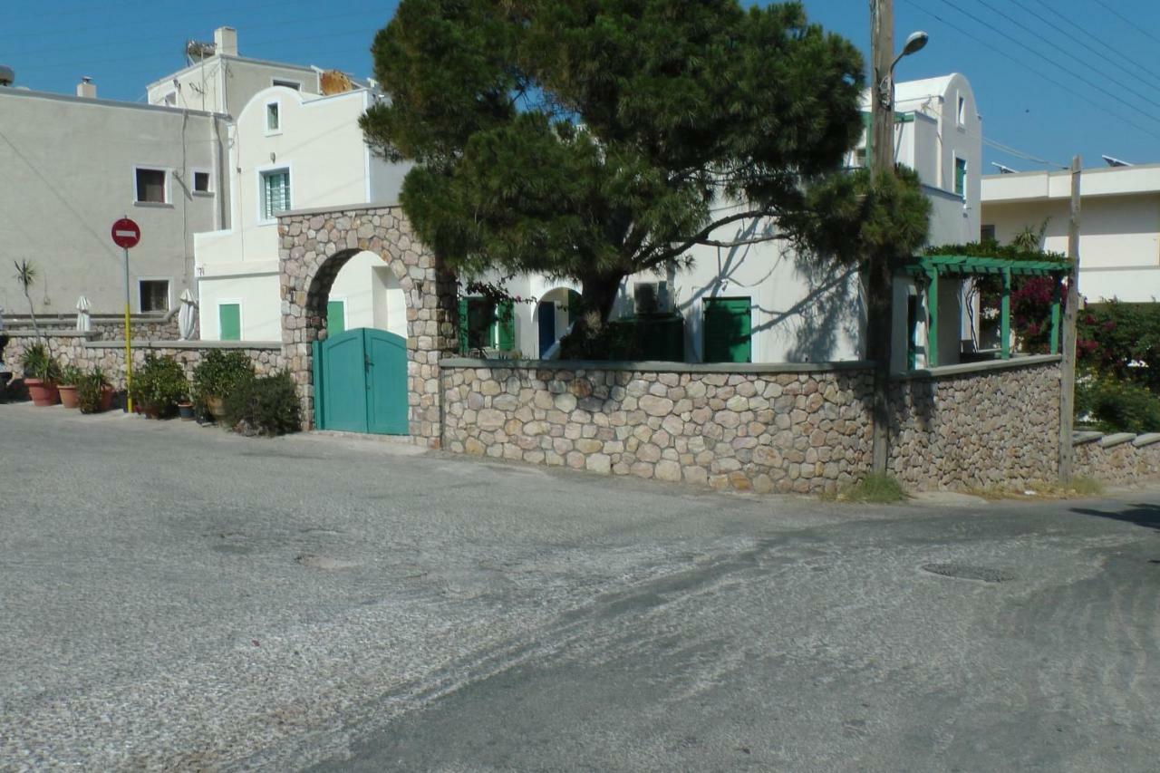 Santa Magia Hotel Kamári Eksteriør billede